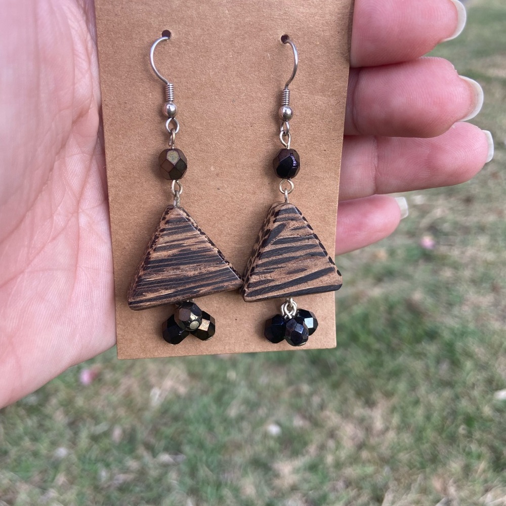 Brown earrings with wood bead and Czech crystals